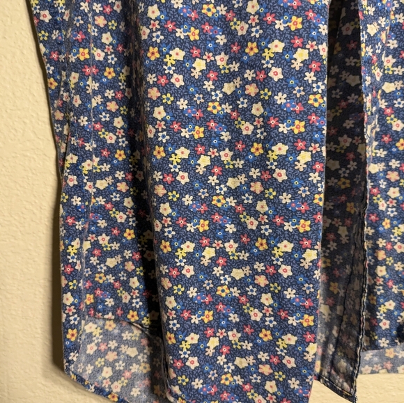 J. Crew Blue and White Casual Button Down Shirtcrew Size Large - Picture 3 of 5